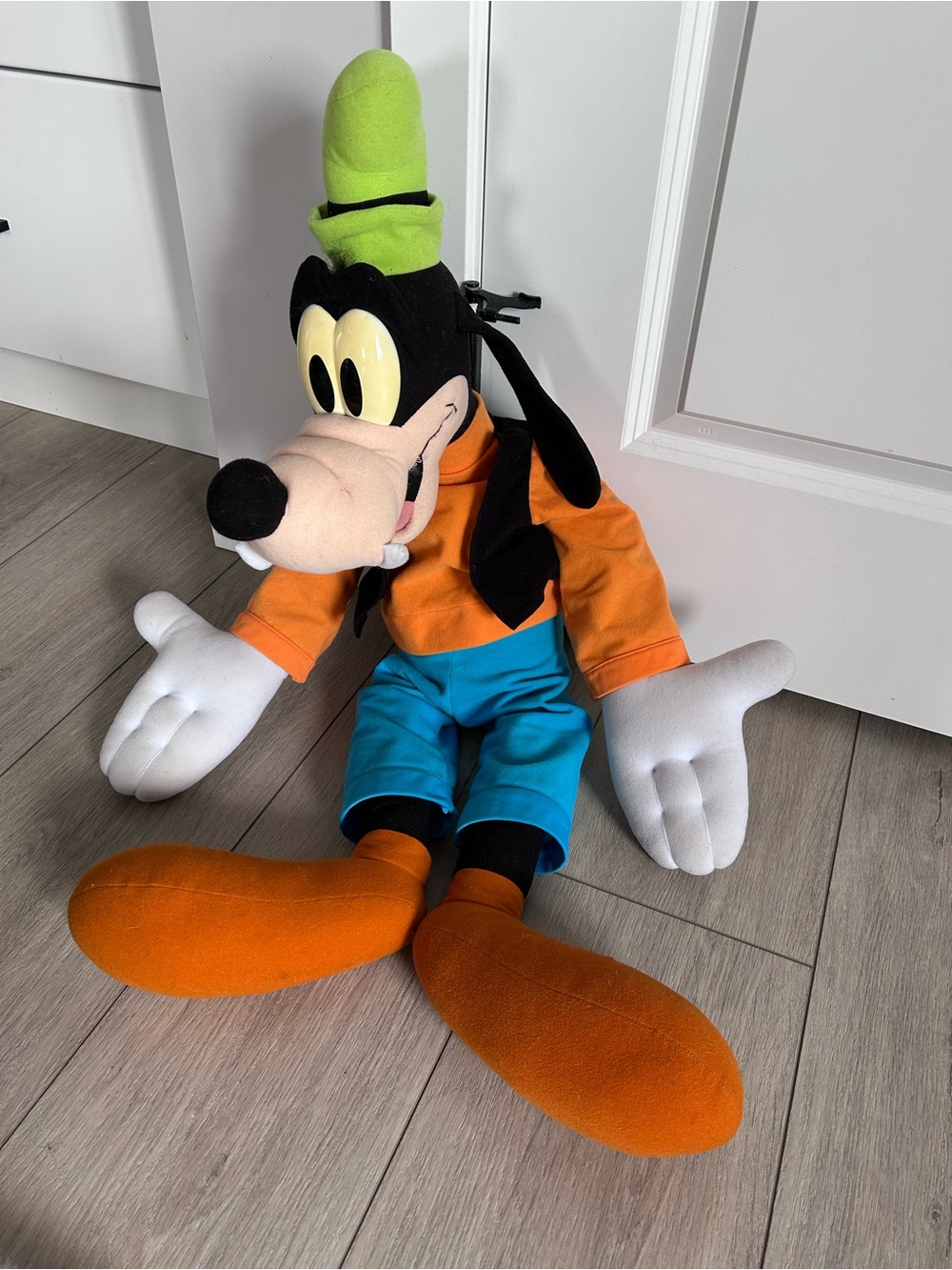 Vintage Disney Mattel Arco Toys 35” Talking Goofy Plush Toy Y2K Talk N Giggle